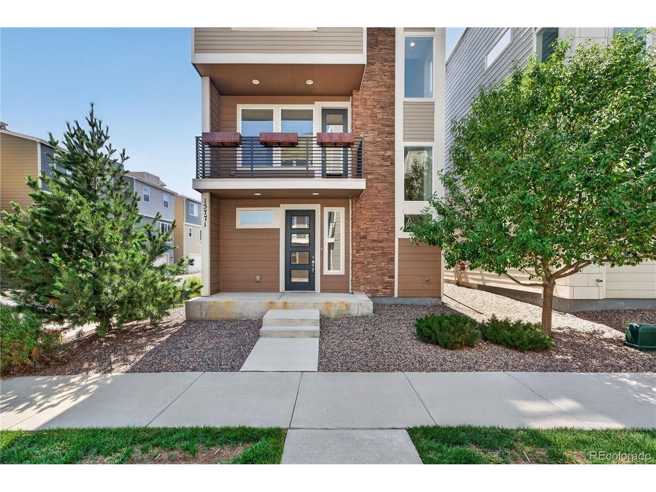 15771 E Broncos Pl — photo