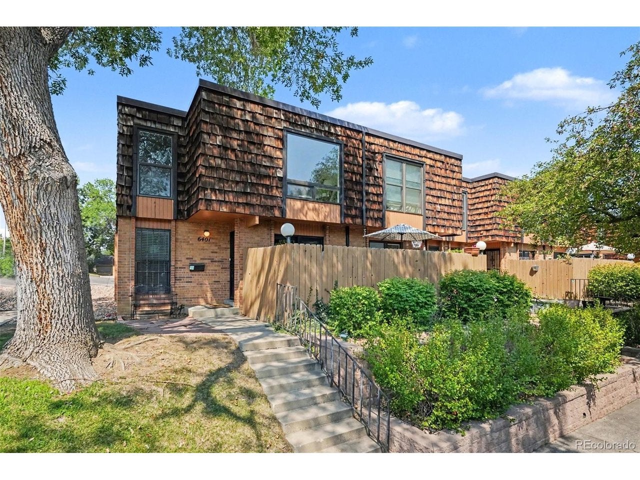 6401 Welch Ct — photo