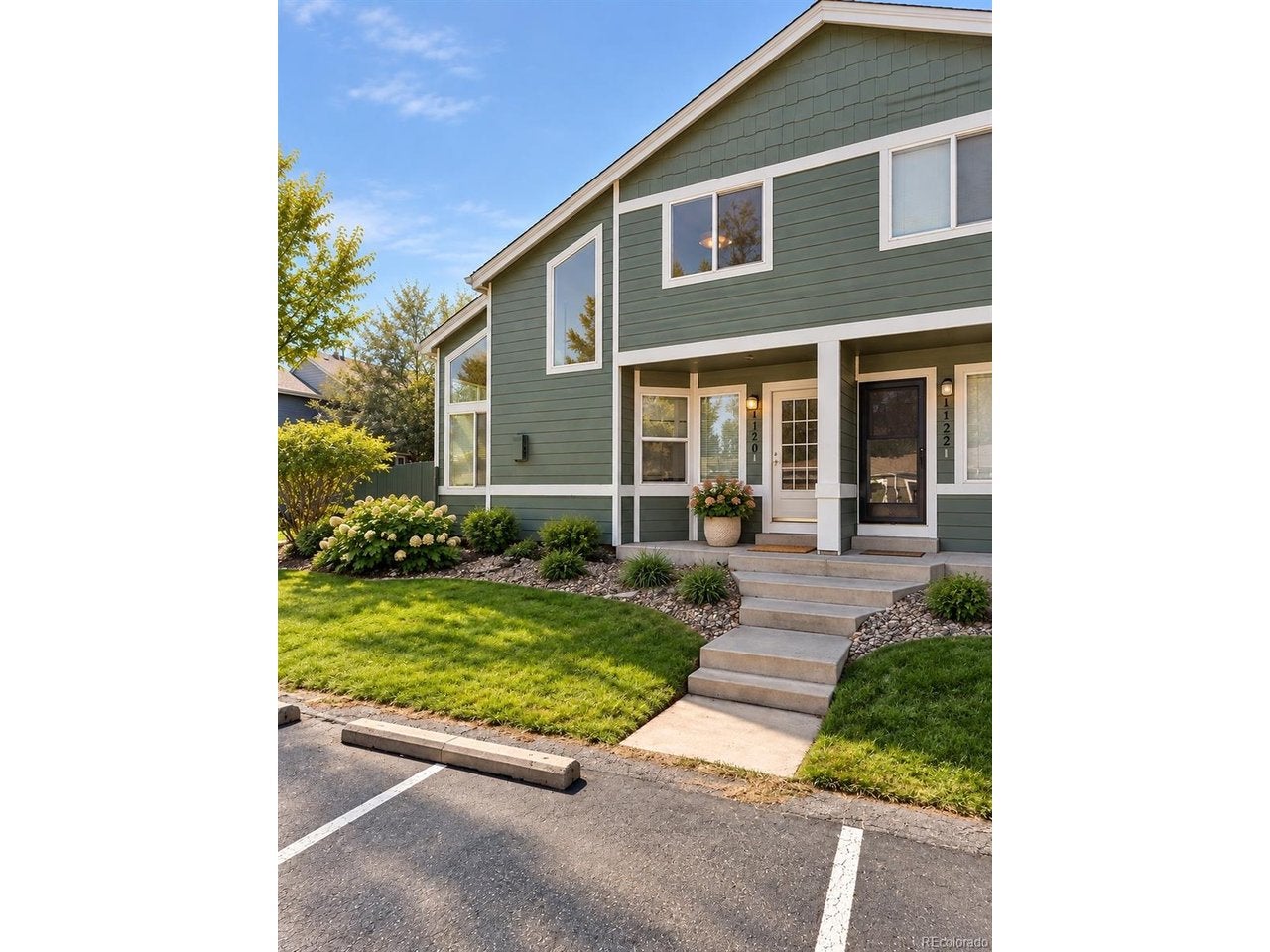 1120 James Cir 1 — photo