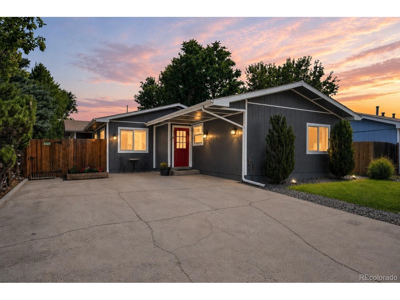 774 S Krameria St 778 — photo