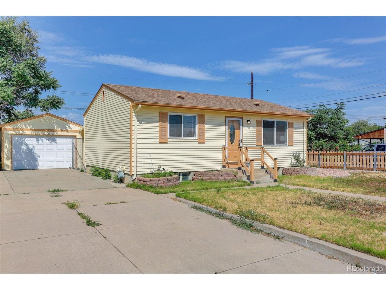 7791 Niagara St — photo