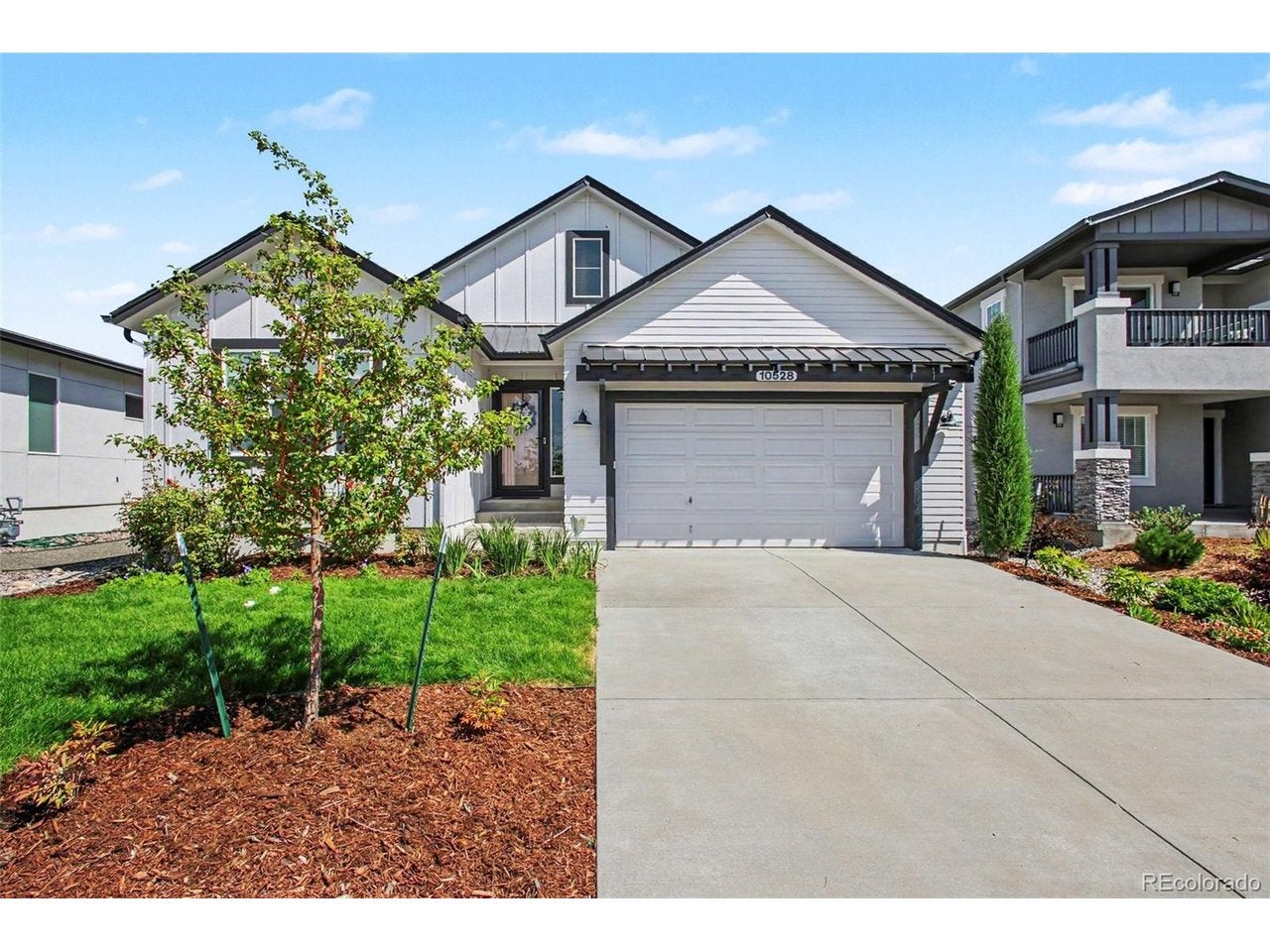 10528 Grand Lawn Cir — photo
