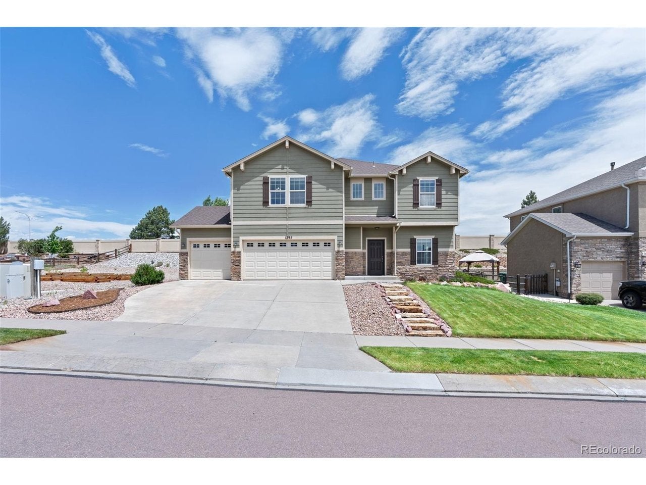 1295 Diamond Rim Dr — photo