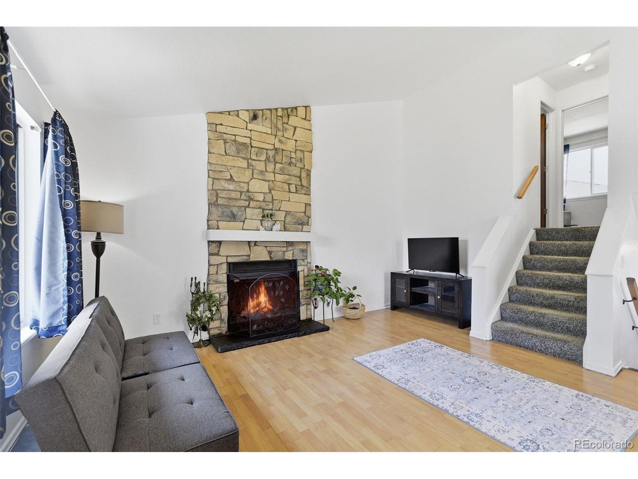 19335 E Batavia Pl — photo