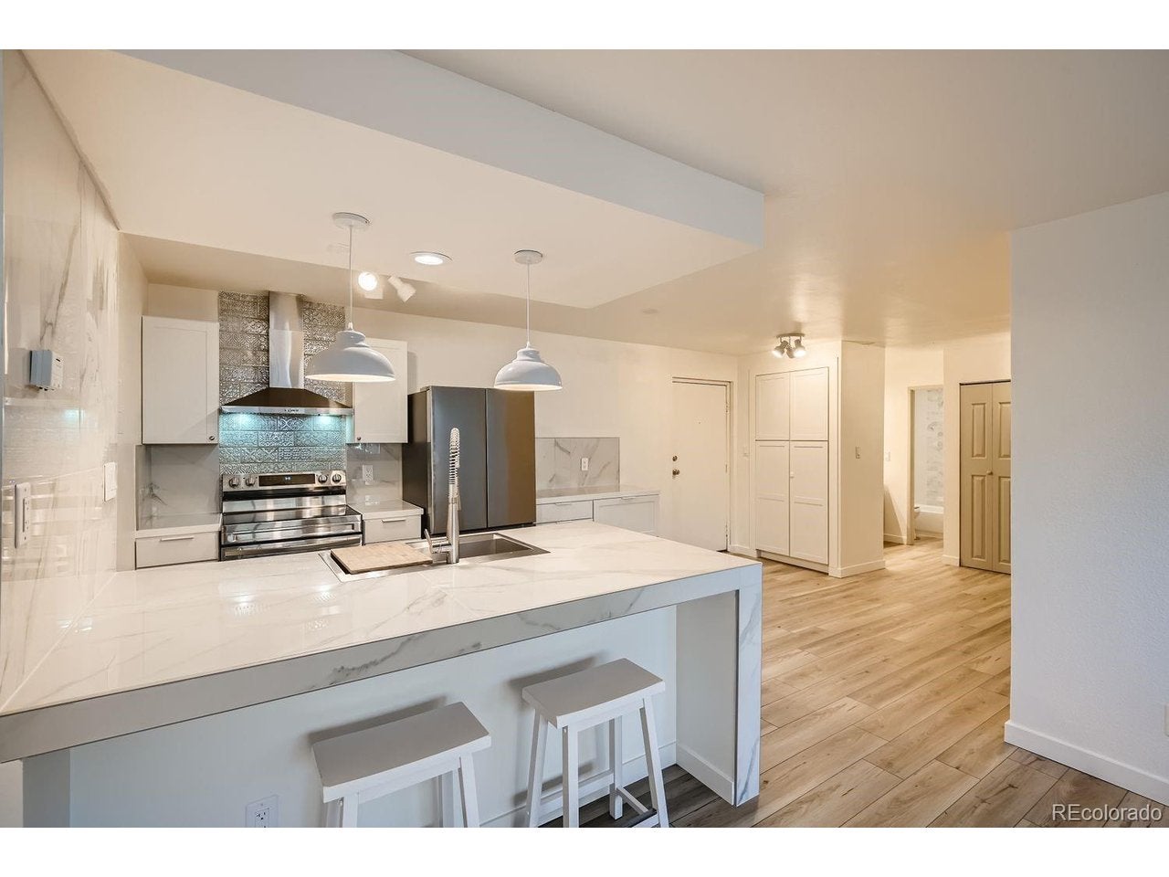 1250 Golden Cir 113 — photo
