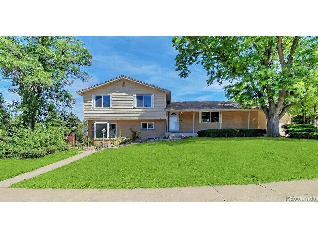 10534 Carmela Ln — photo