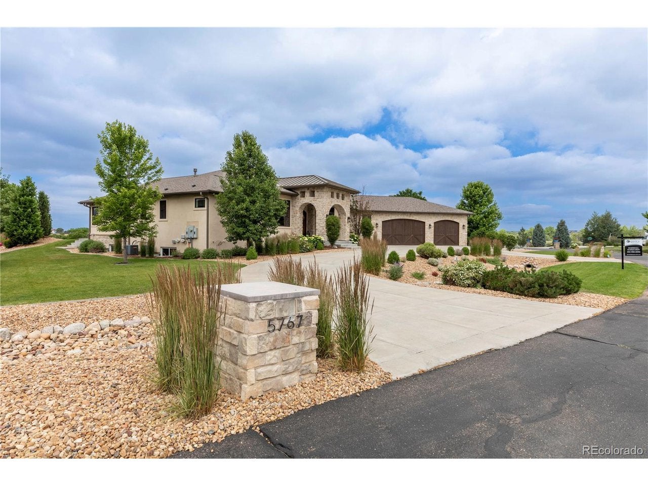 5767 Pelican Shores Dr — photo