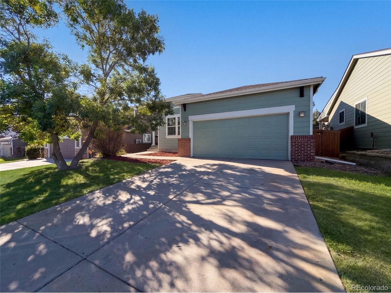 10009 Strathfield Ln — photo