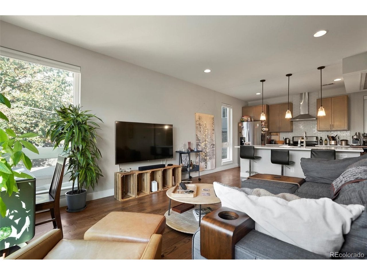 3131 W Conejos Pl 5 — photo