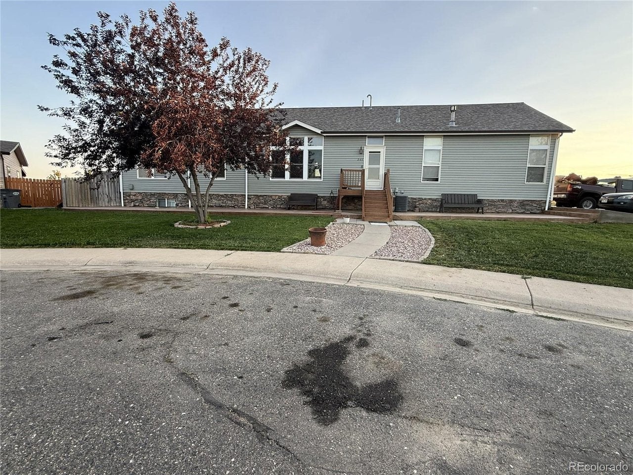 245 W Crawford Ave — photo