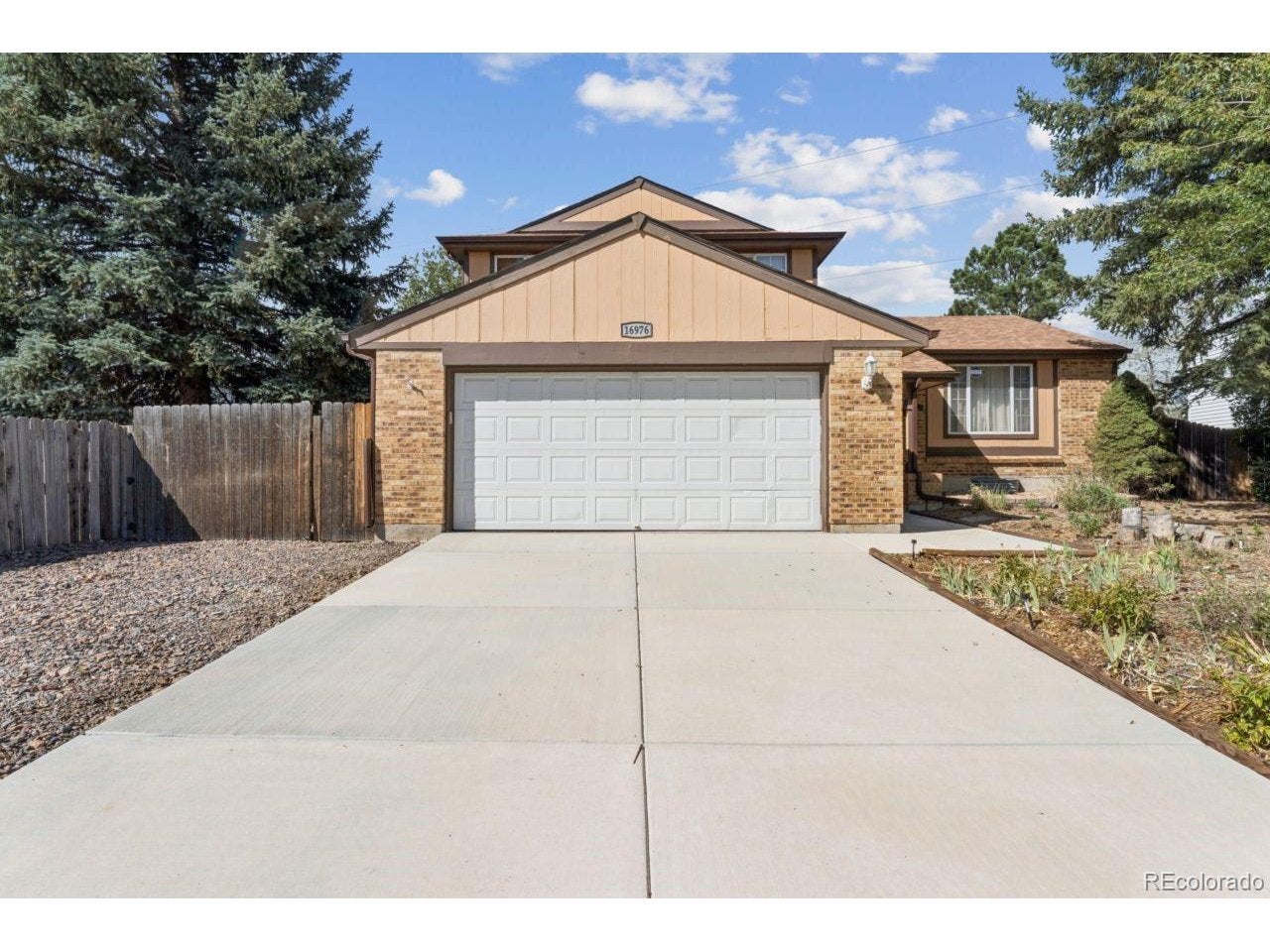 16976 E Progress Cir — photo
