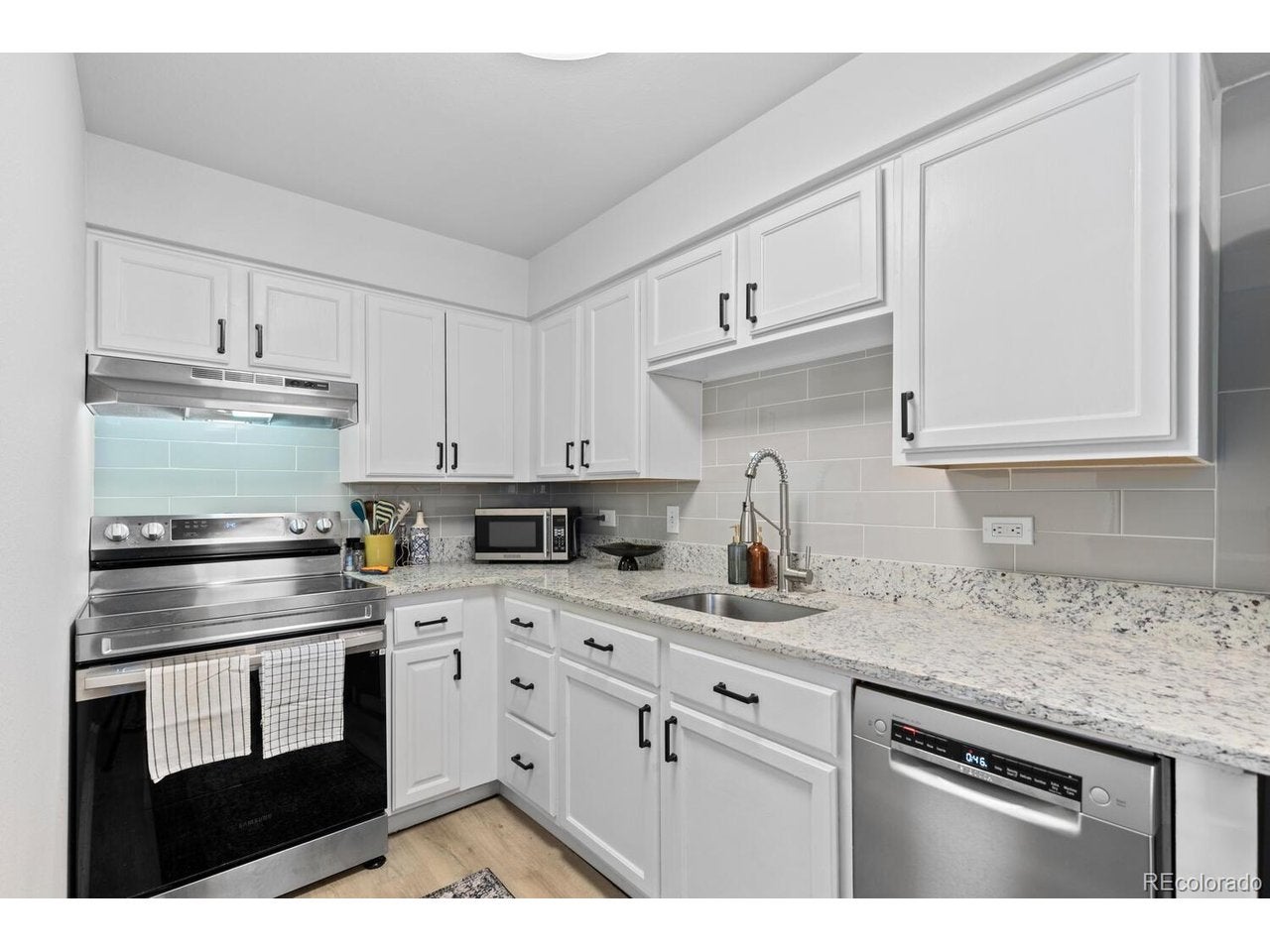 1350 Josephine St 203 — photo