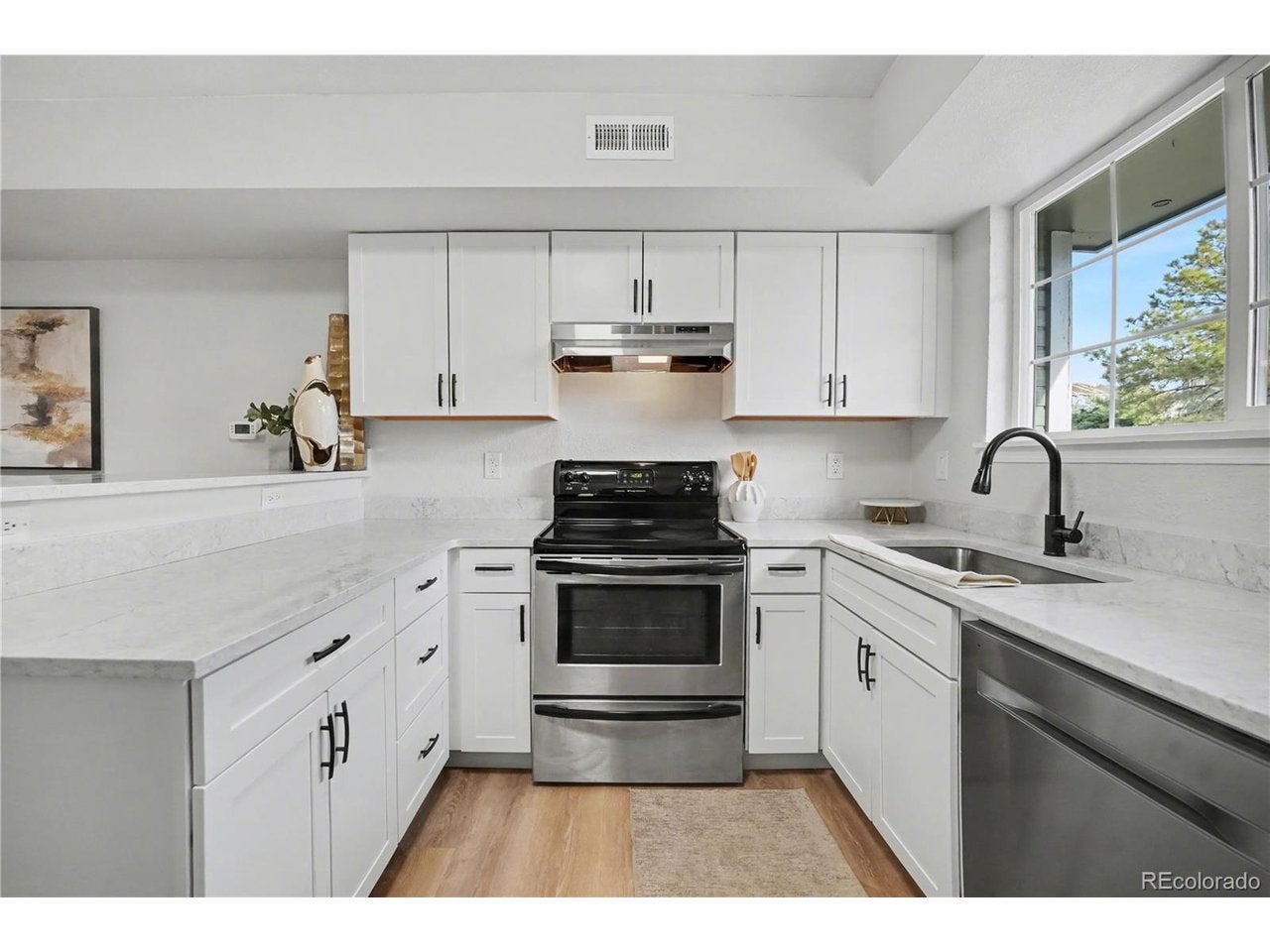 8199 Welby Rd 703 — photo