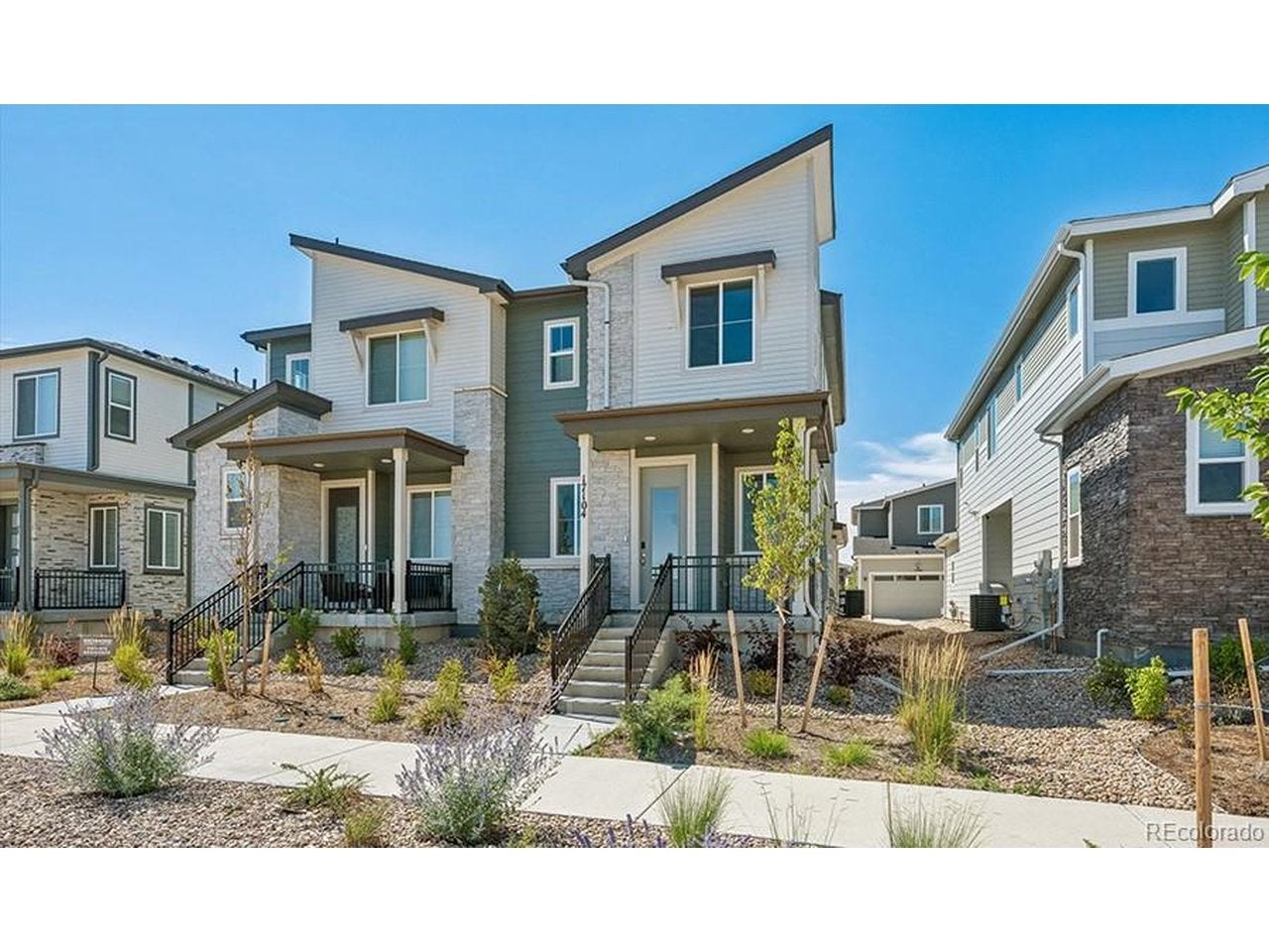 Home in Aurora, CO 80017 — photo 2