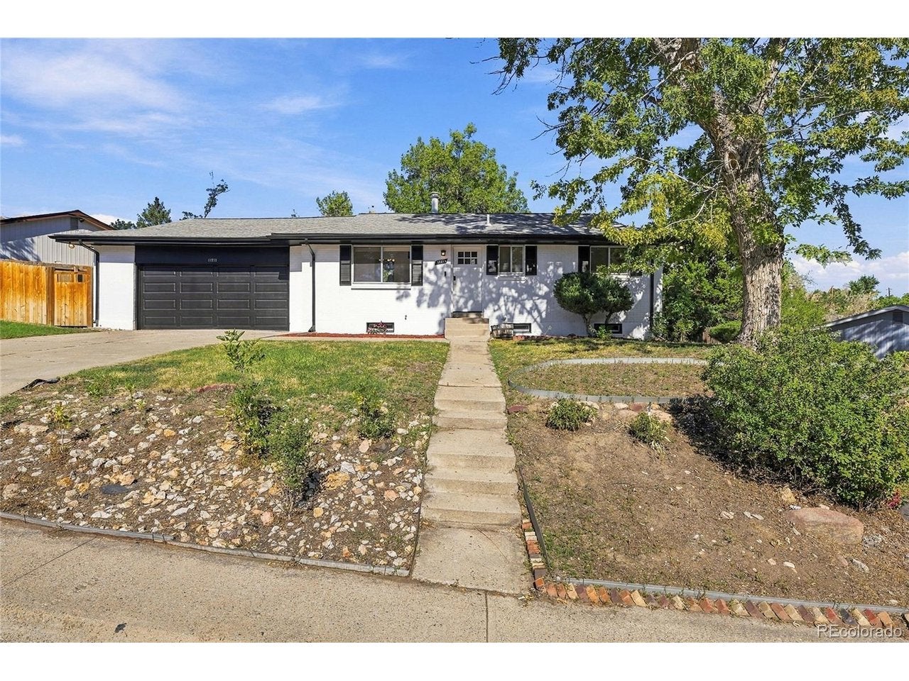 11213 W Briarwood Dr — photo