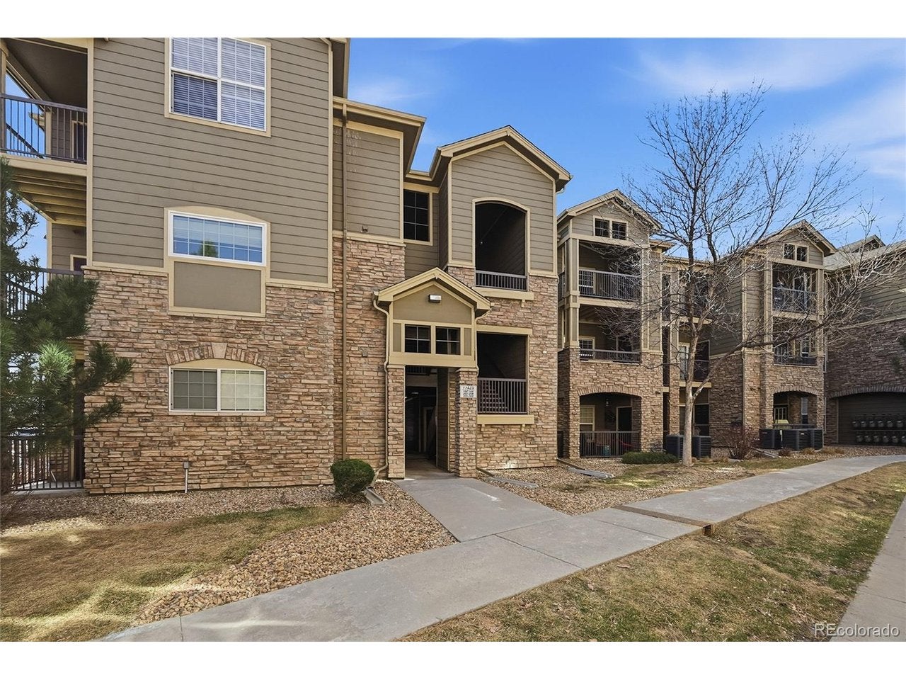 17525 Wilde Ave 306 — photo