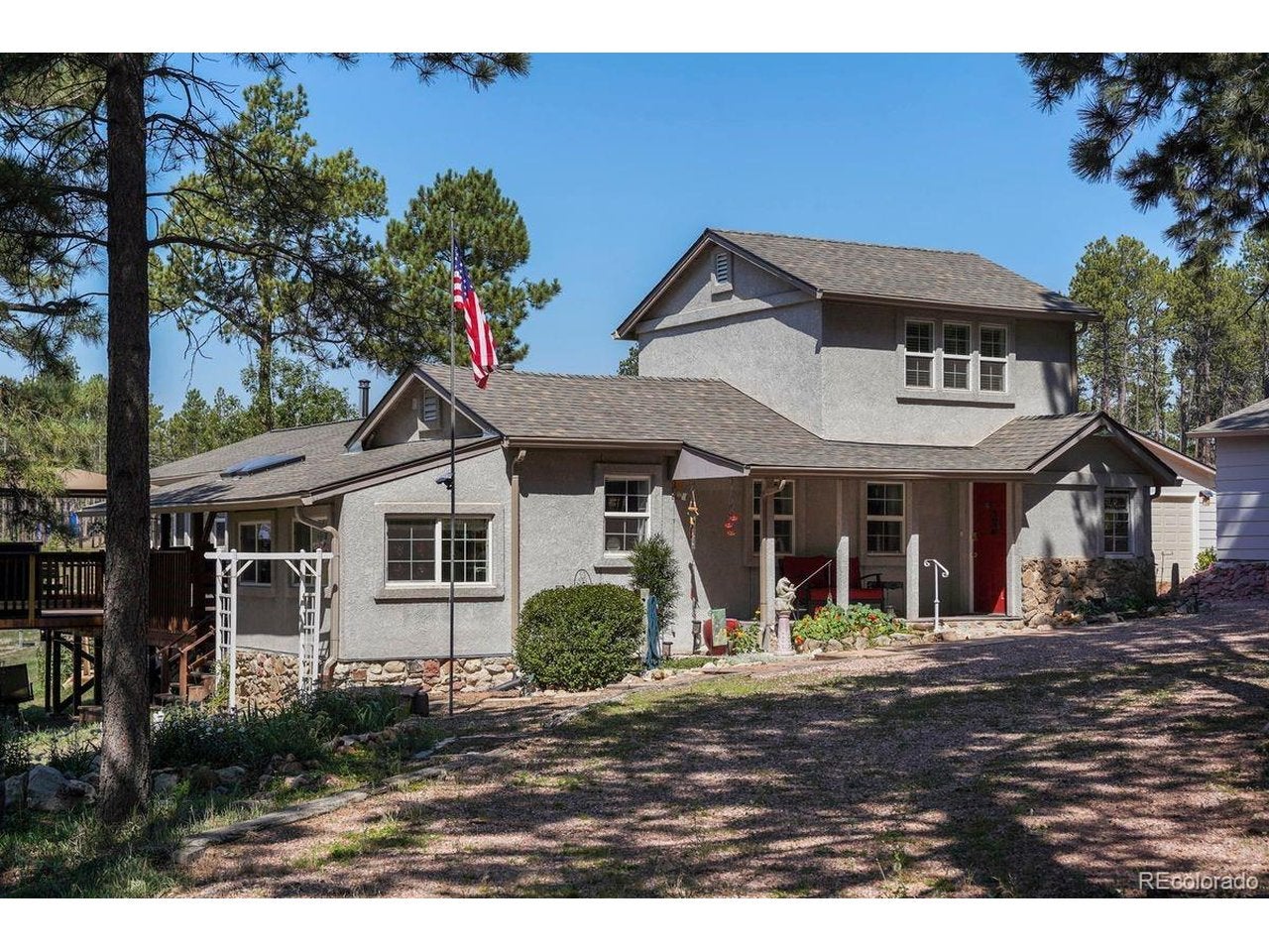 13290 Pinery Dr — photo