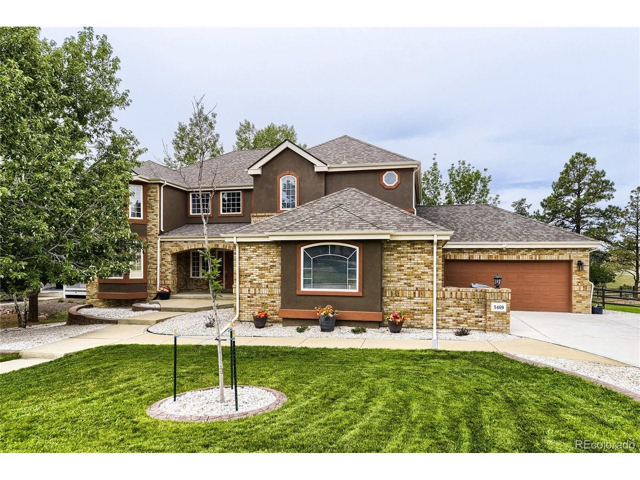 5469 Fox Sparrow Rd — photo