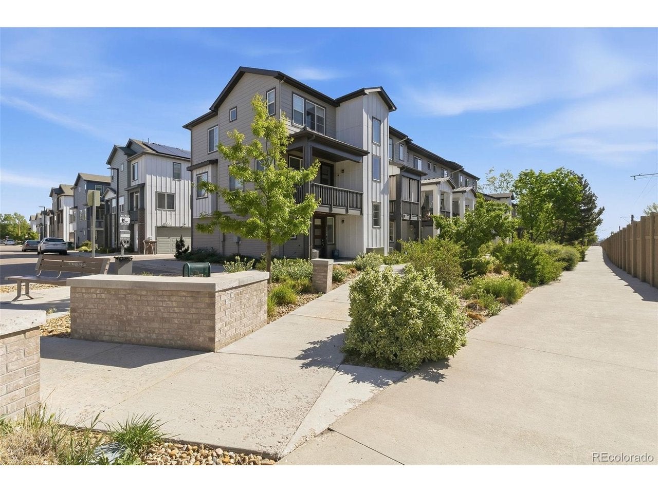 1310 Hoyt St 3 — photo
