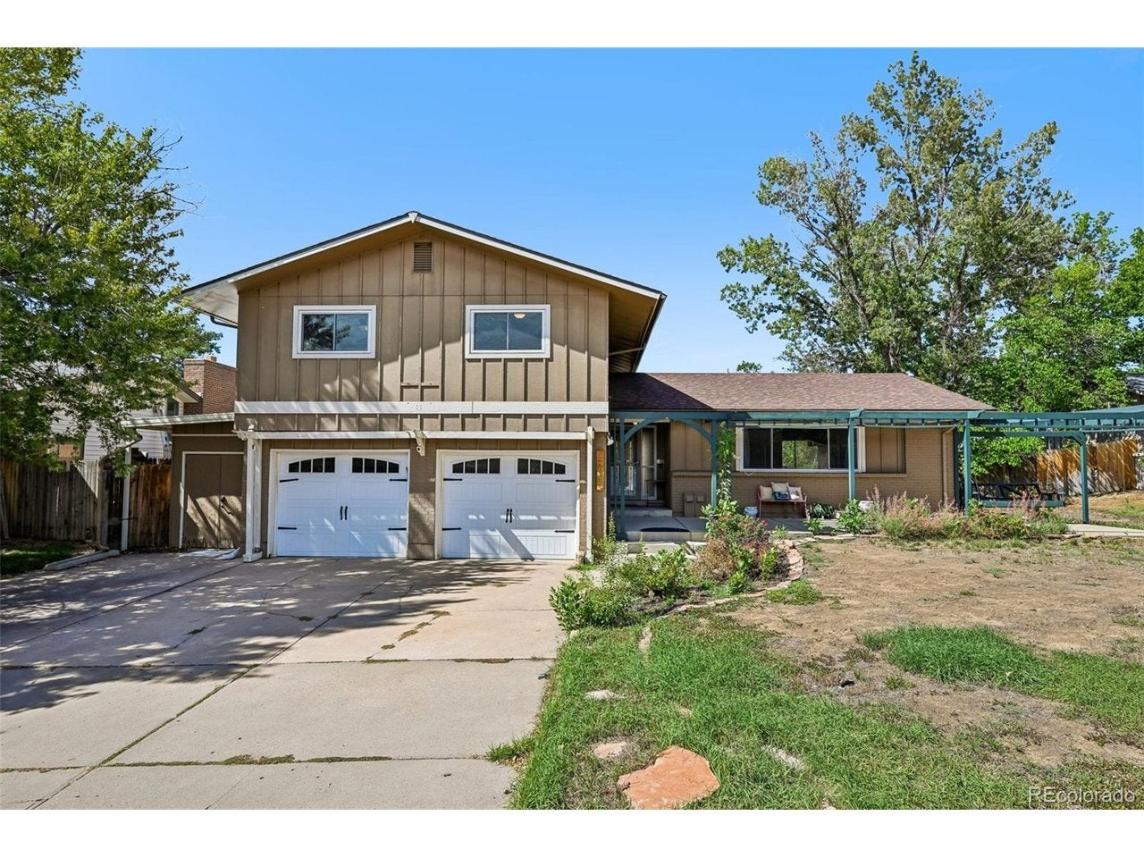 8705 E Radcliff Ave — photo