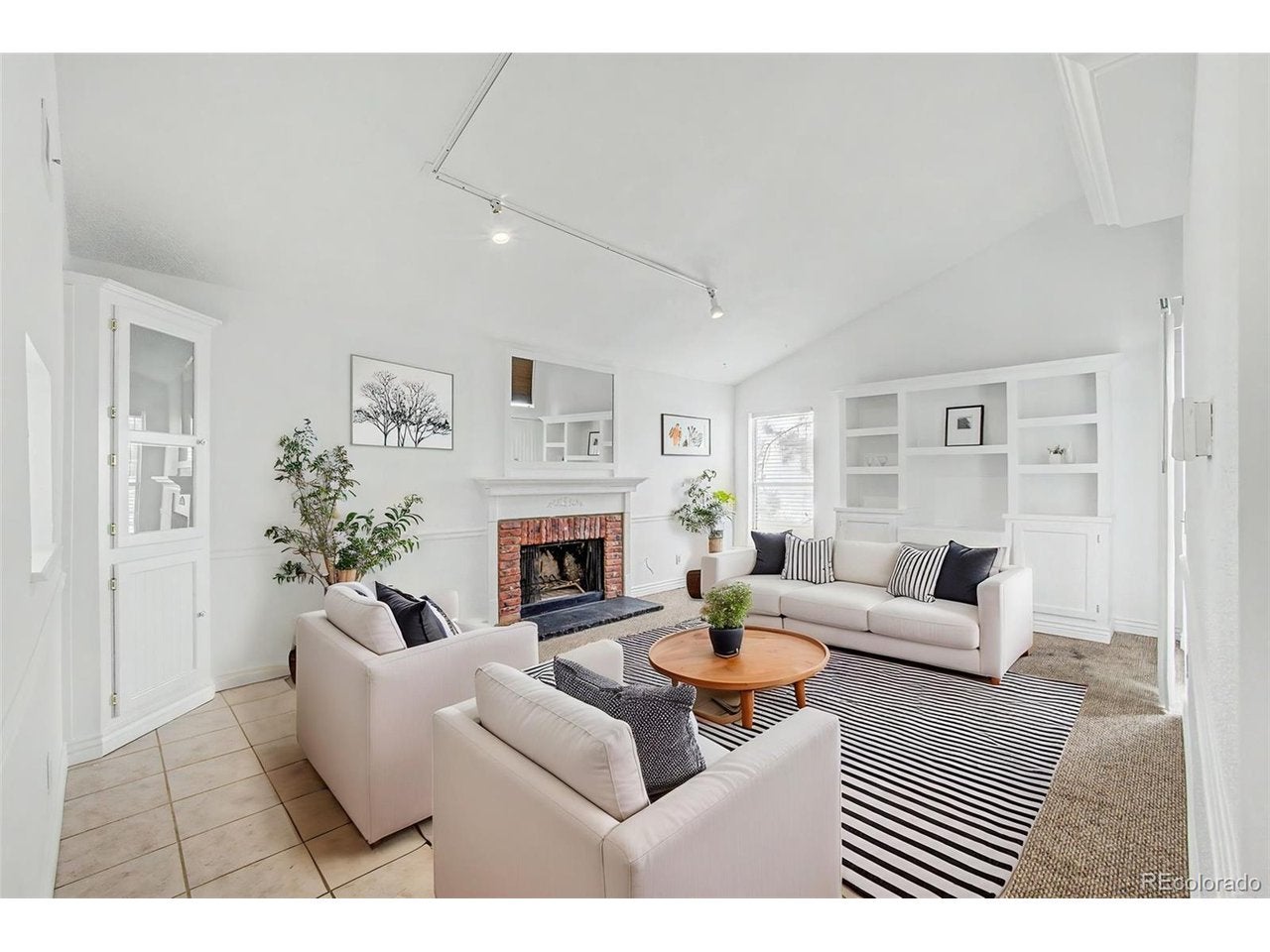 3872 S Fraser St O-O11 — photo