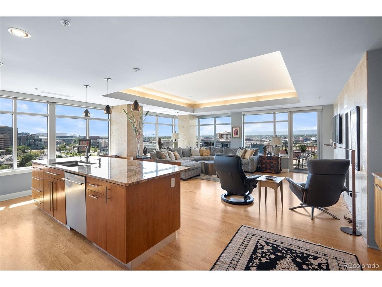 1411 Wynkoop St 1003 — photo