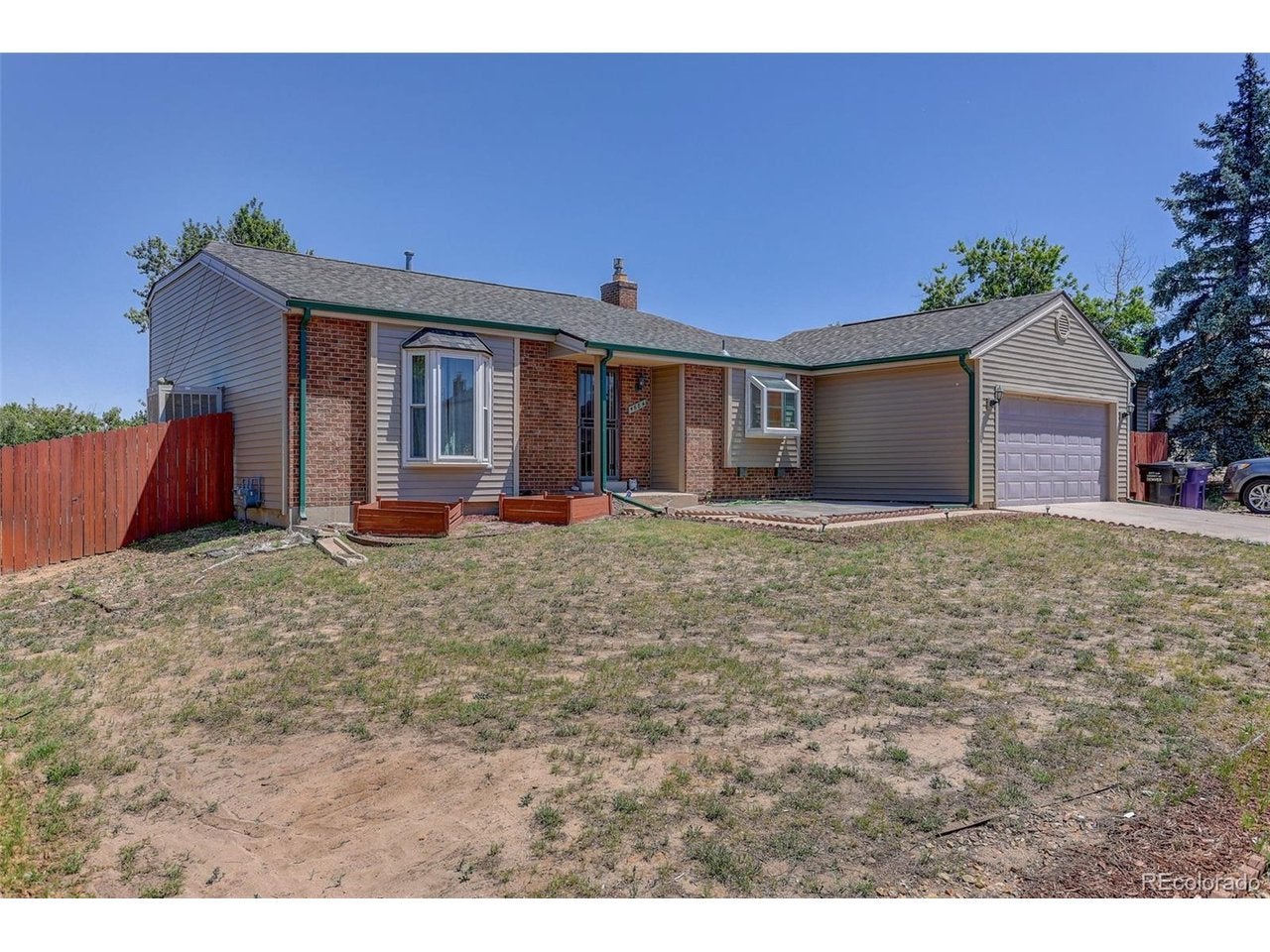 4684 Chandler Ct — photo