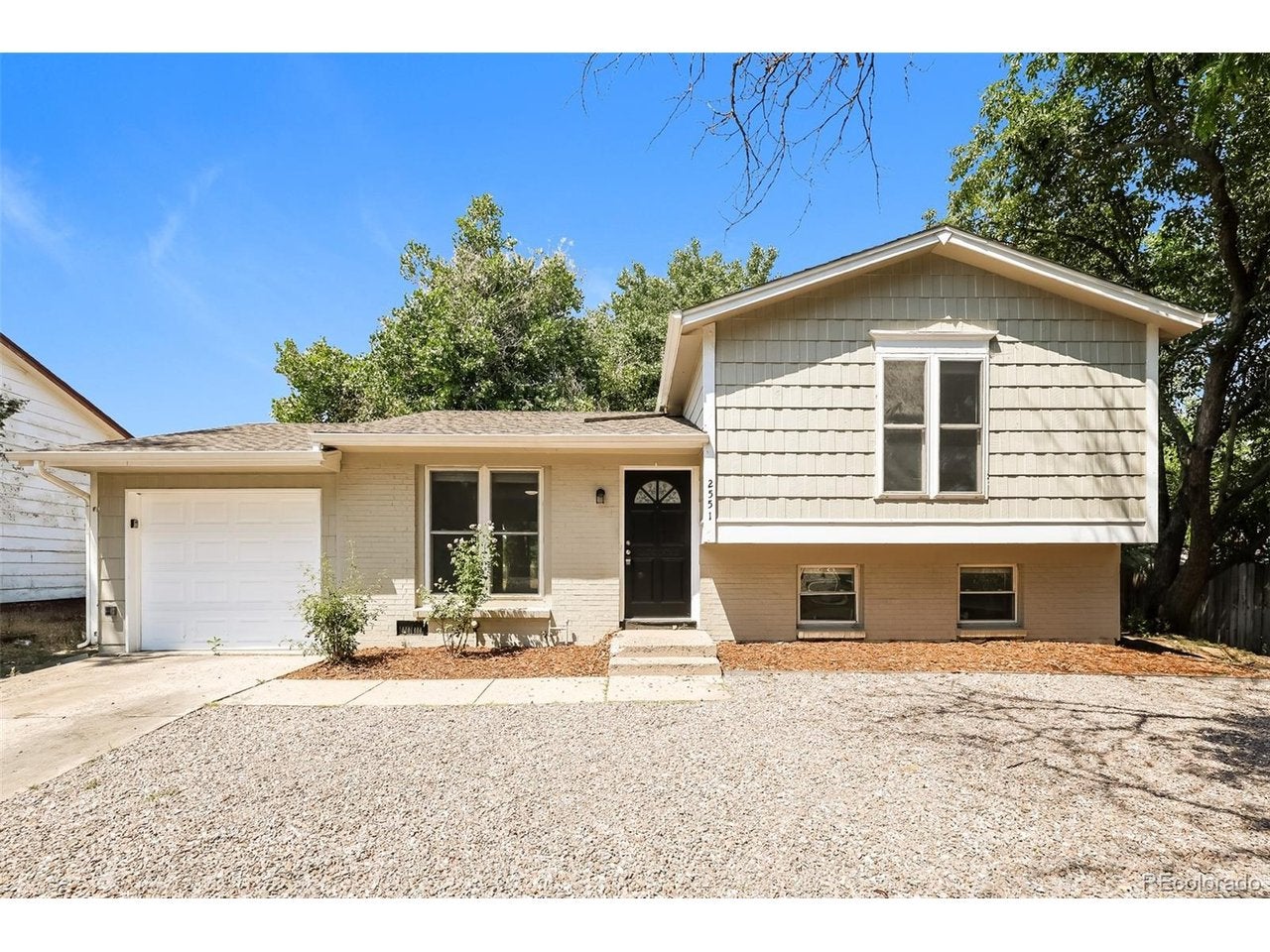2551 S Kittredge Way — photo