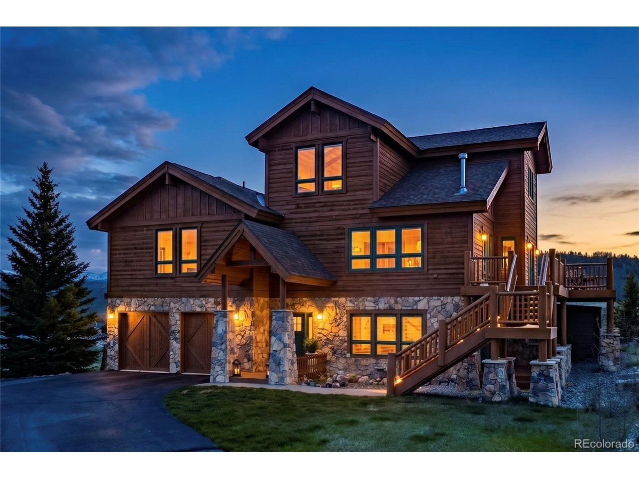 724 Saddle Ridge Cir — photo