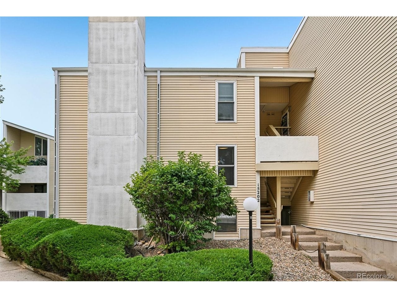 15202 E Hampden Cir F5 — photo