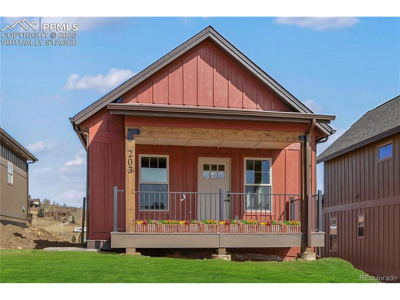 203 W Womack Ave — photo