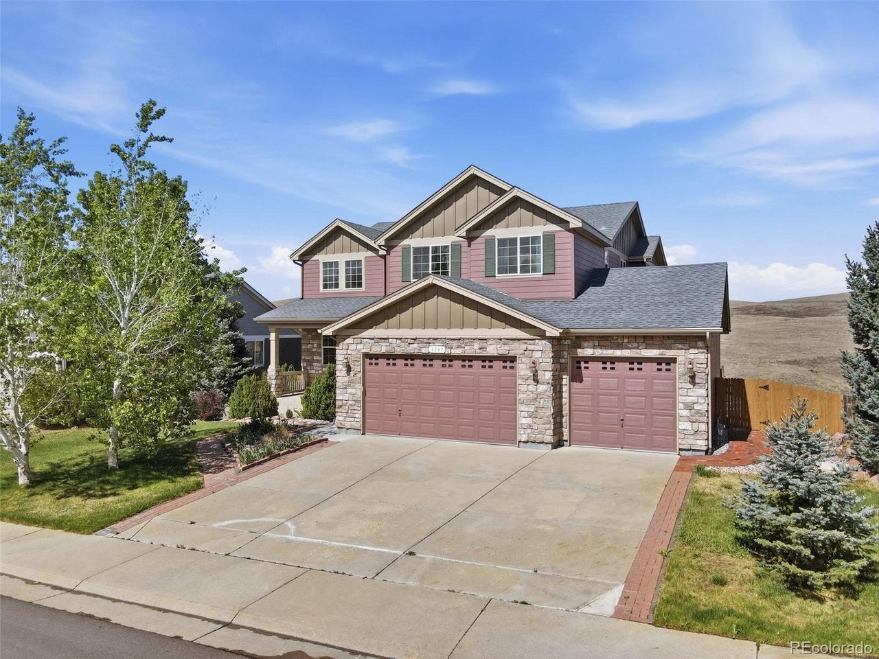 1287 Serene Dr — photo