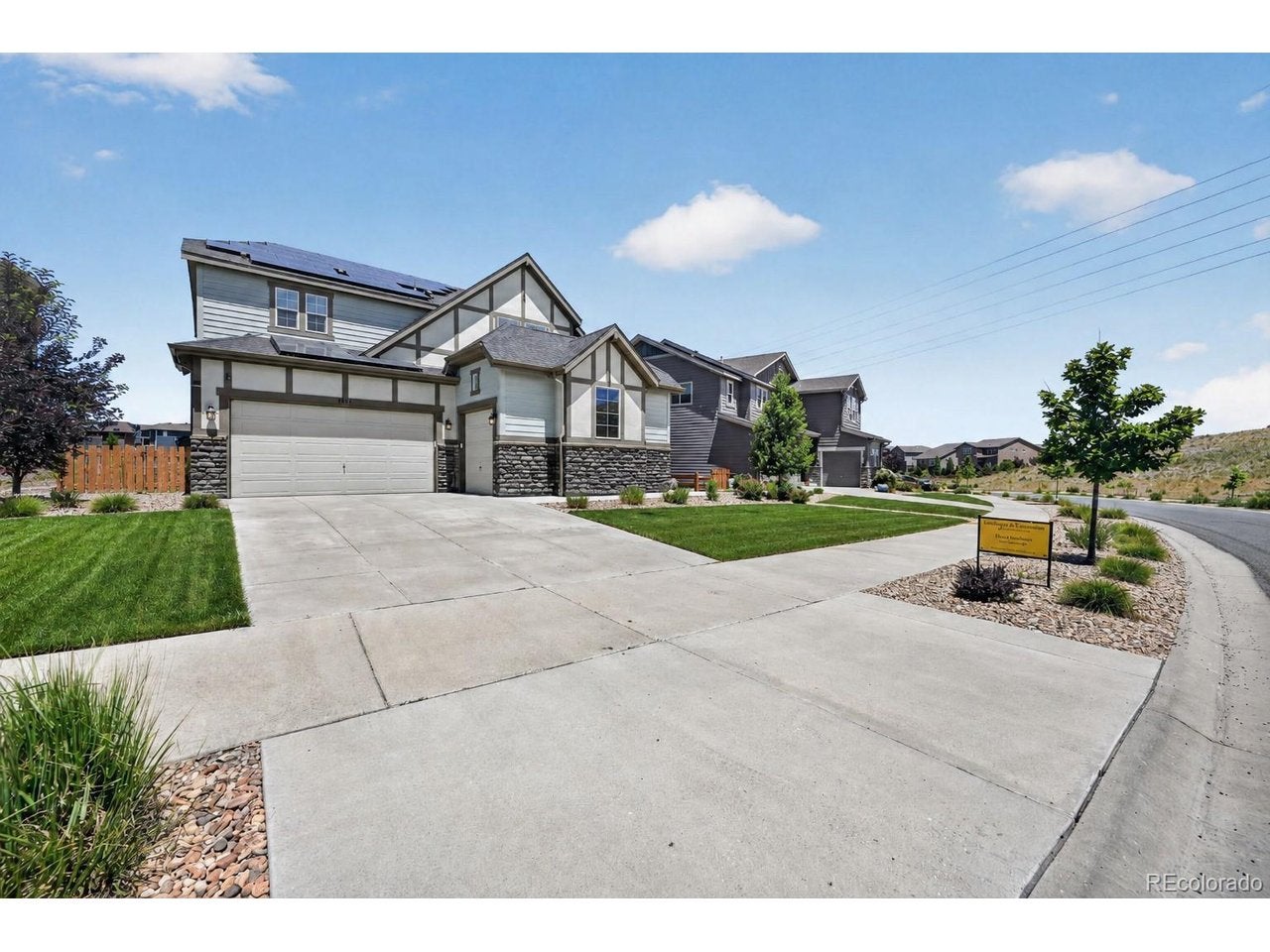 18111 W 94th Ln — photo