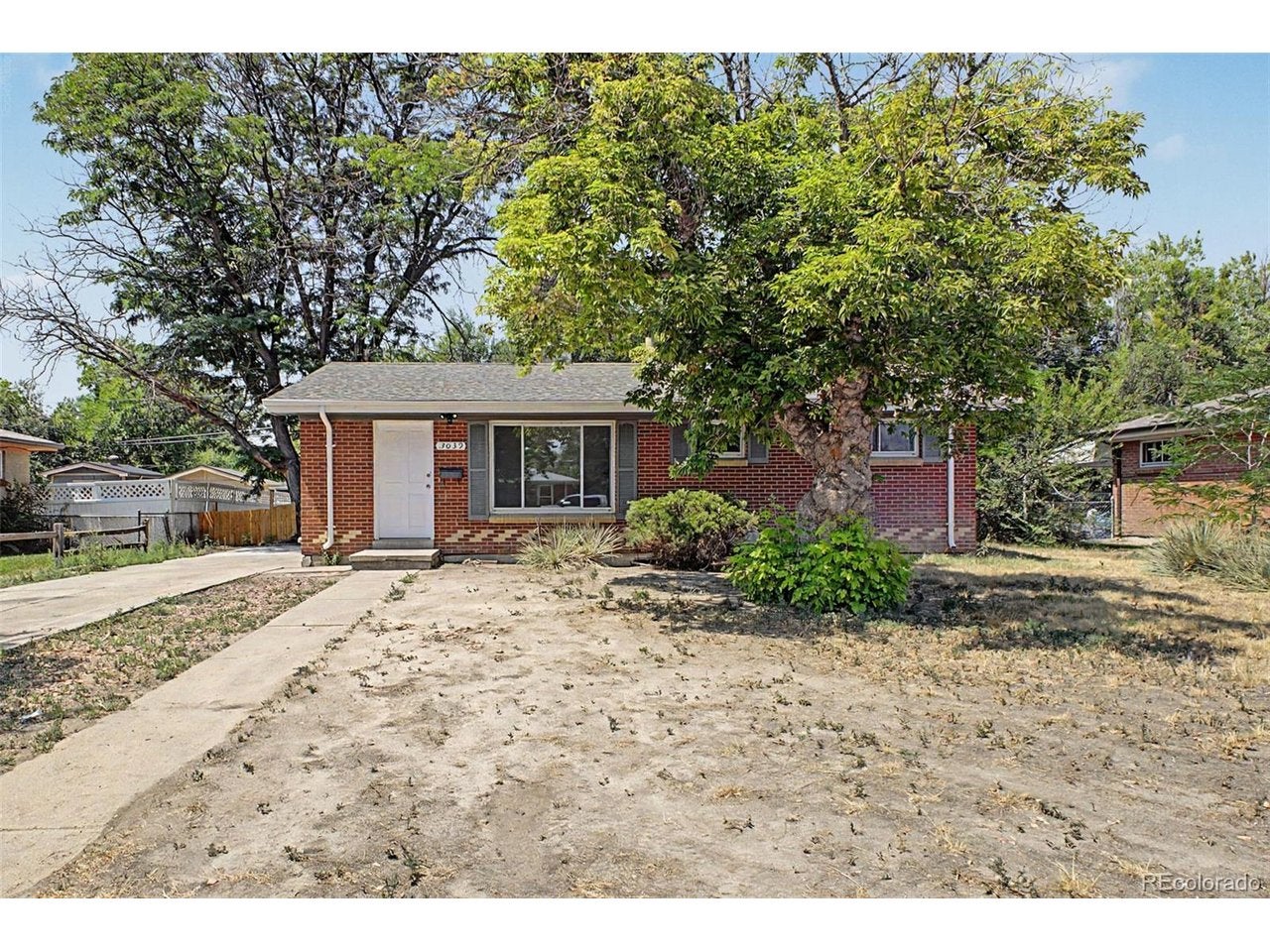 3039 Victor St — photo