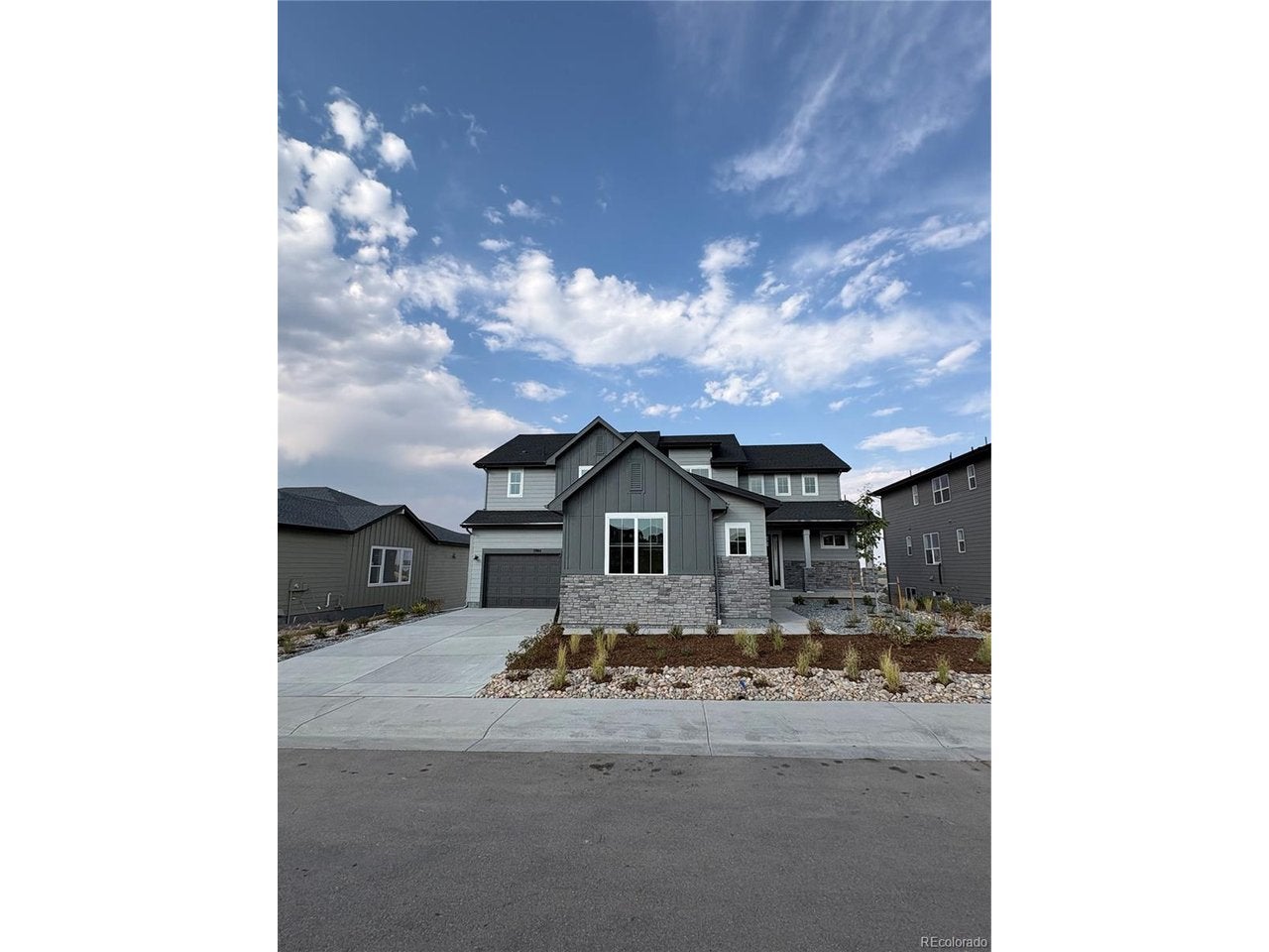5984 Riesberg Ln — photo