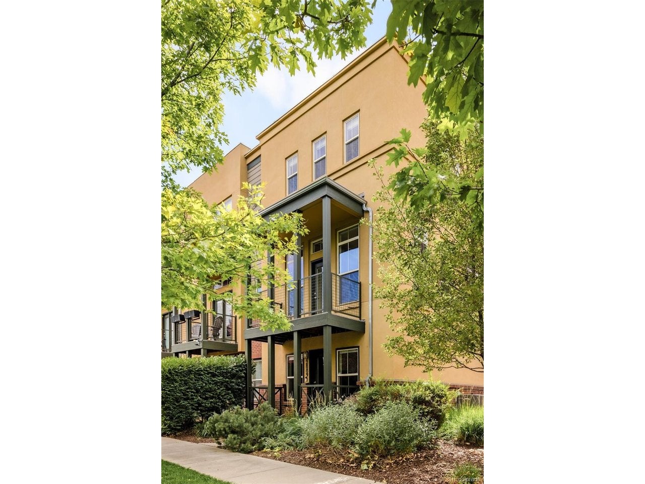 2889 Syracuse Ct — photo