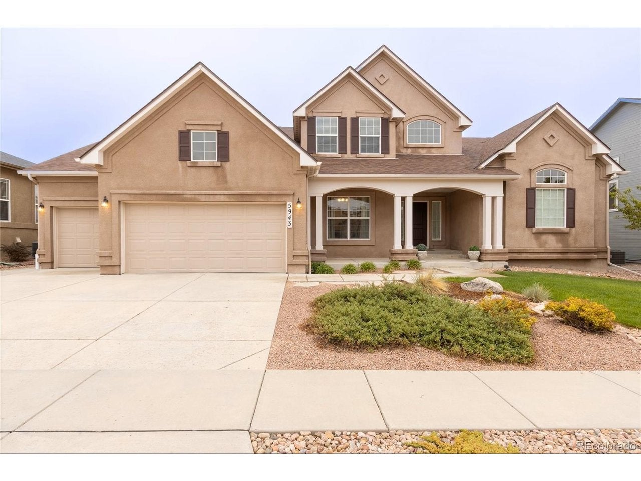 5943 Thurber Dr — photo