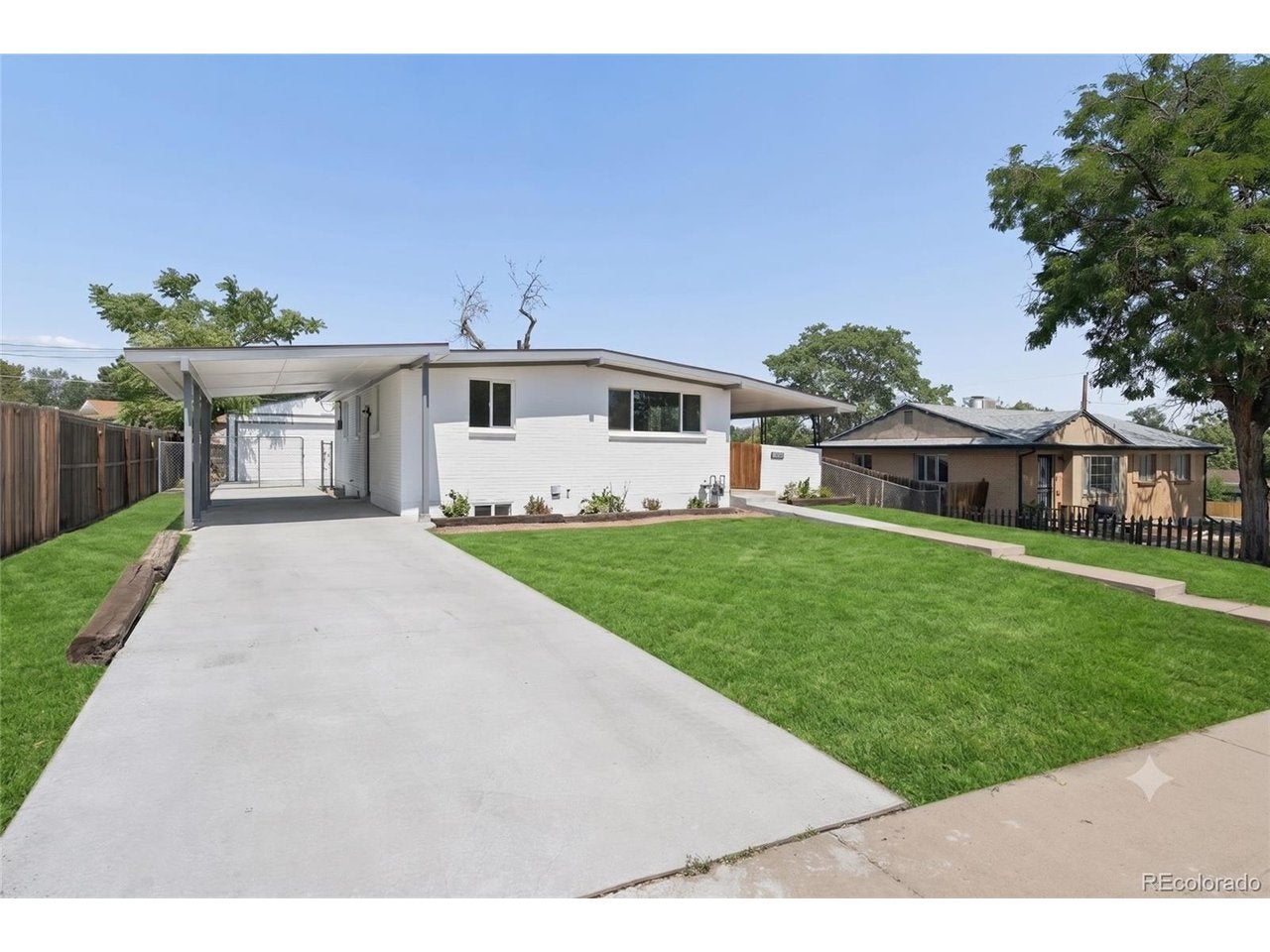 8661 Richard Rd — photo