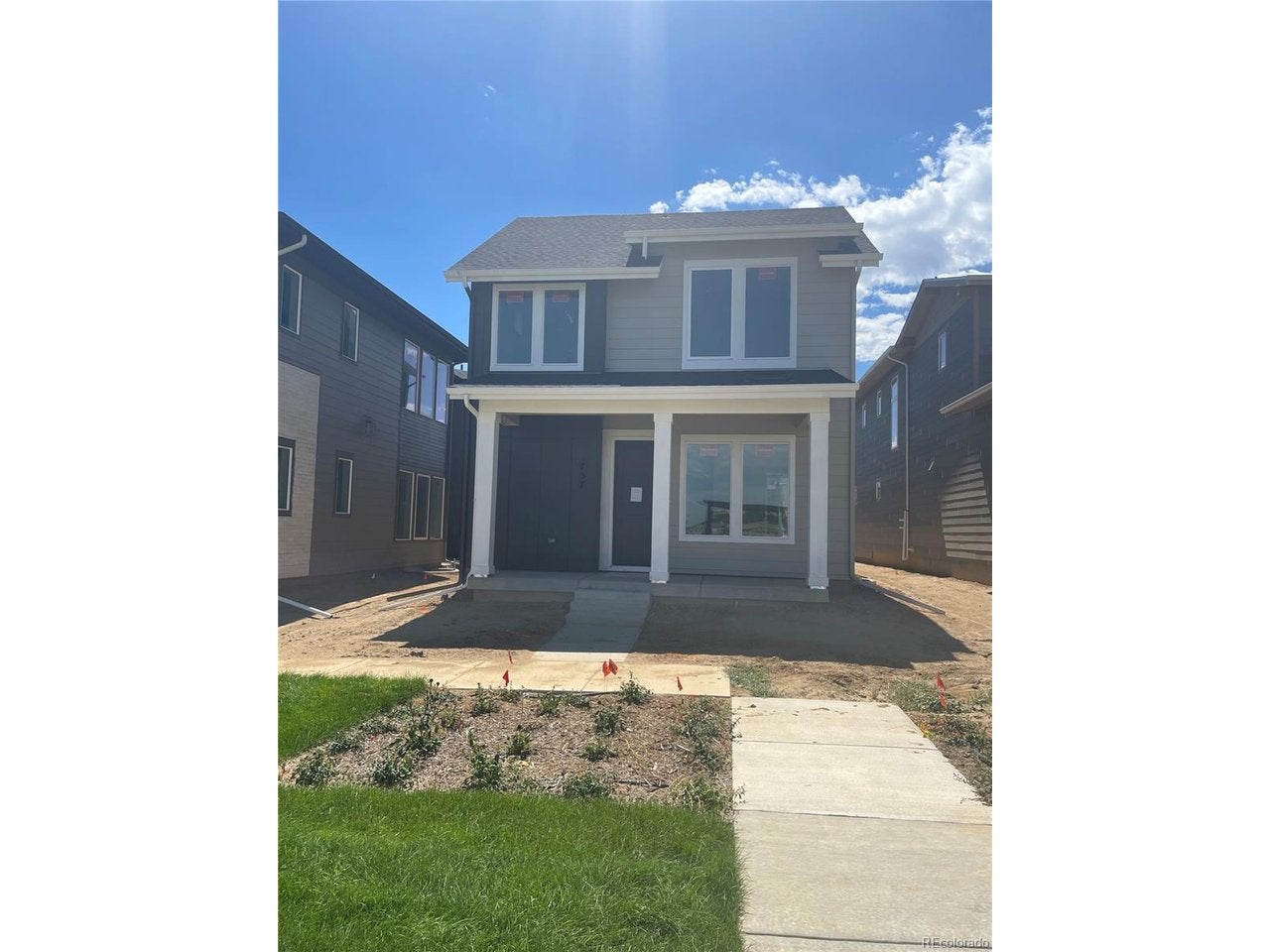 757 Carabiner Dr — photo