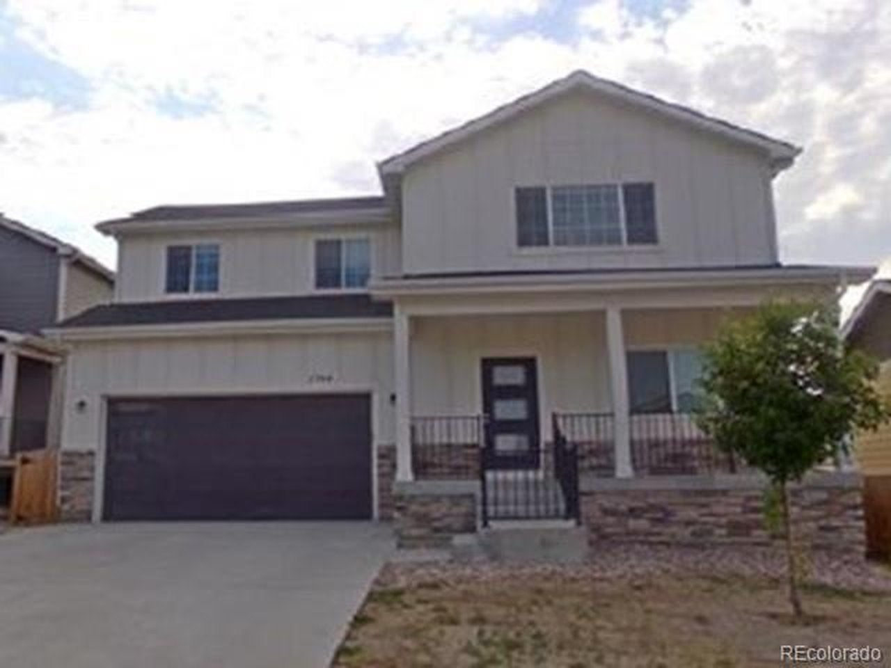 1754 Avery Plaza St — photo