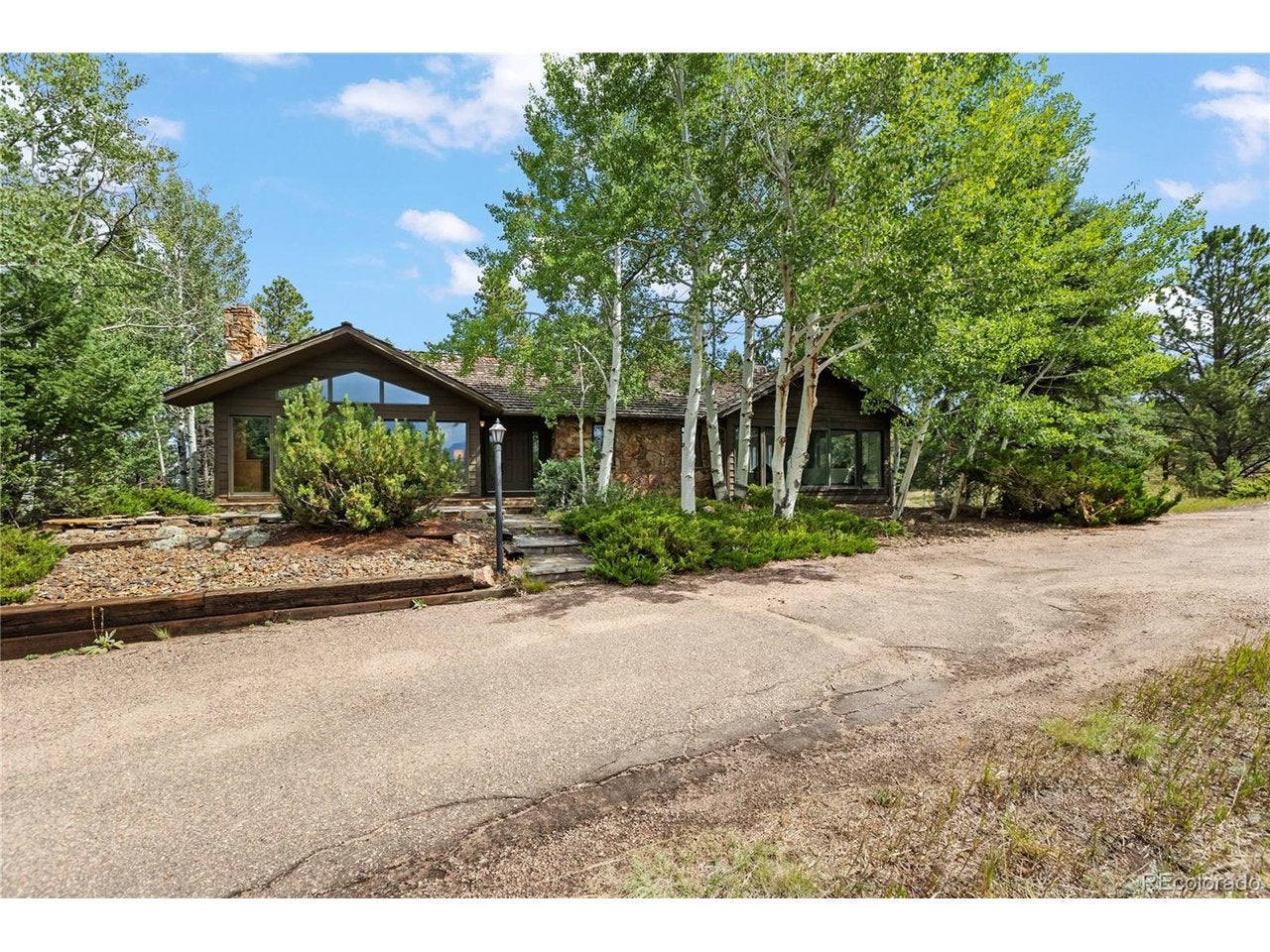 580 Mills Ranch Rd — photo