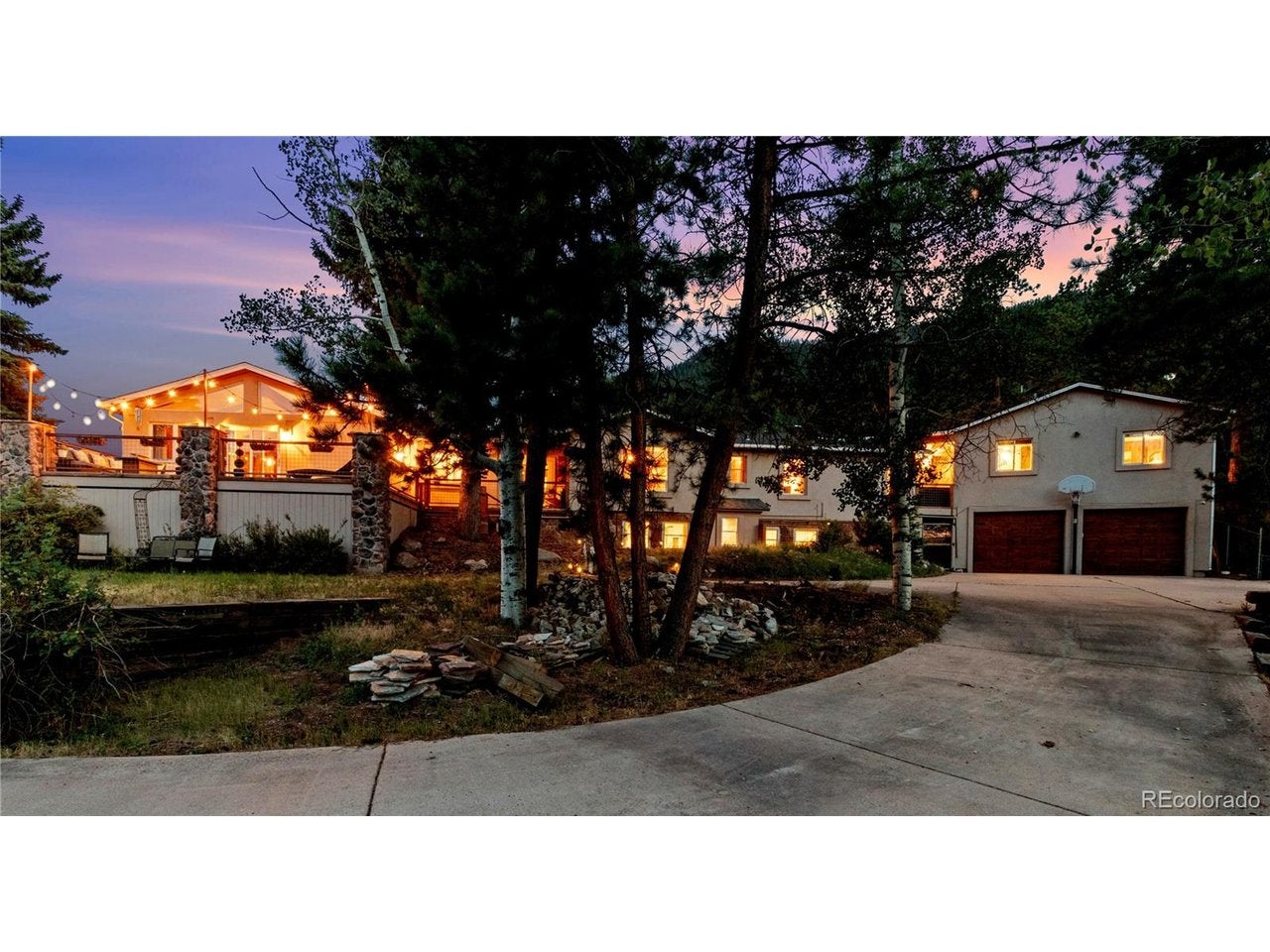 8825 Chipita Park Rd — photo