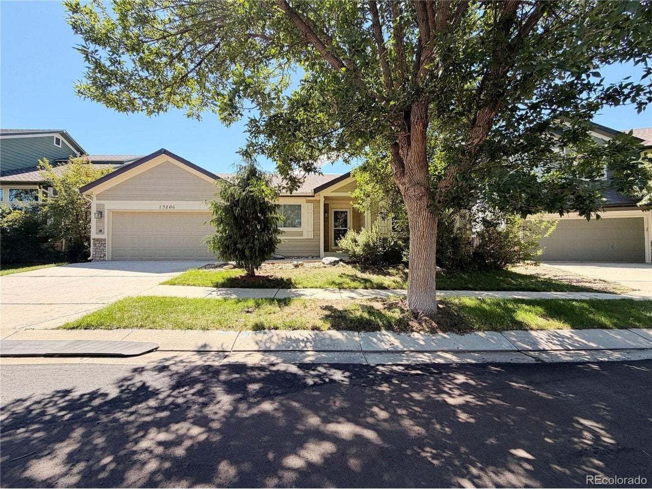 19206 E Clear Creek Pl — photo