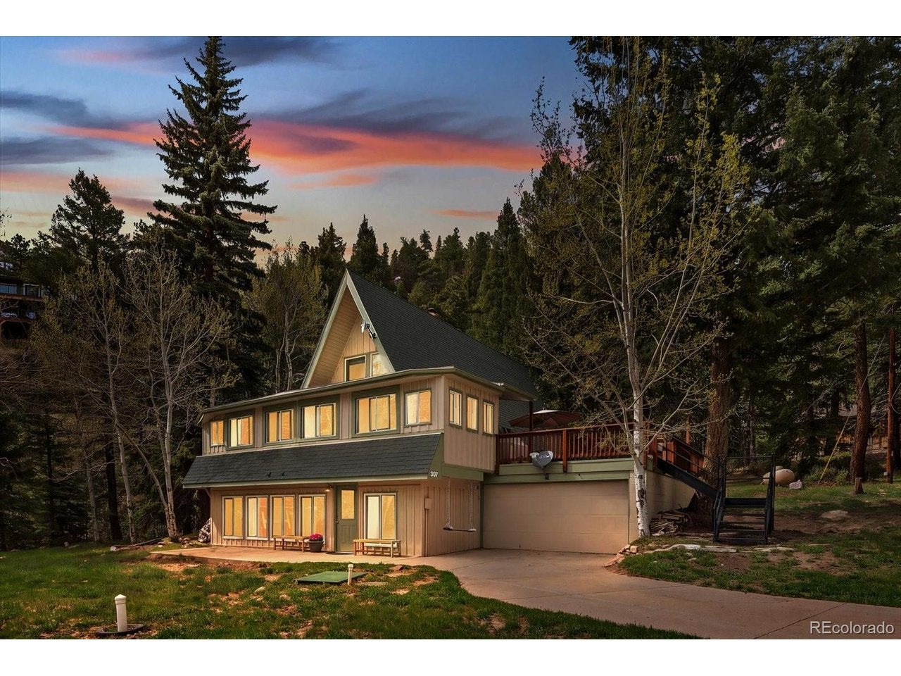 307 Snyder Mountain Rd — photo