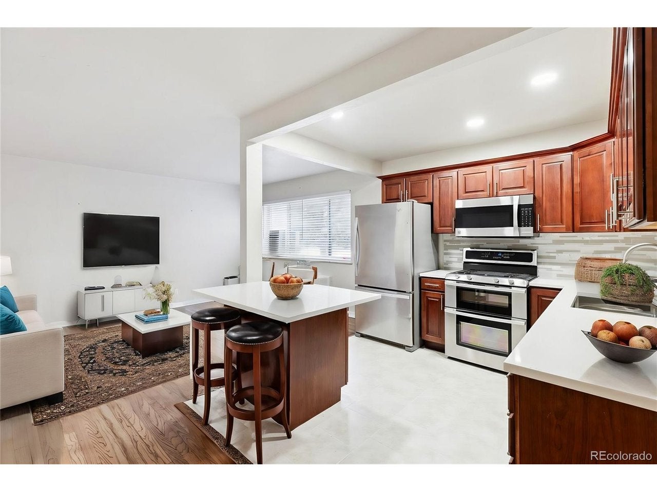 1101 Bellaire St 108 — photo