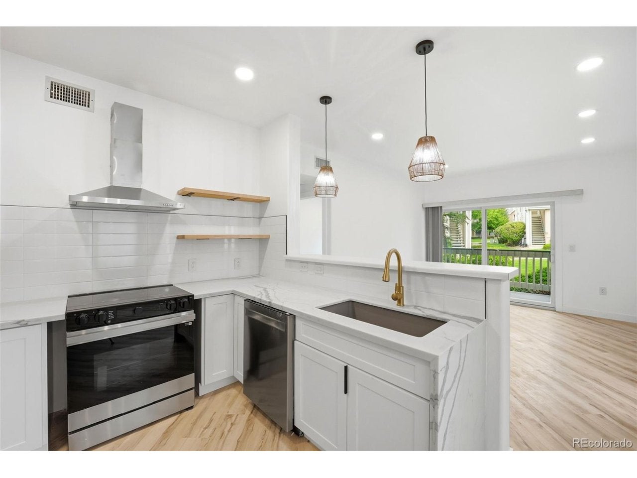 1166 Opal St 104 — photo