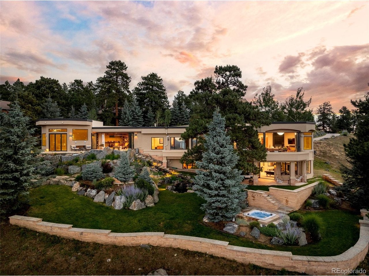 23534 Waynes Way — photo