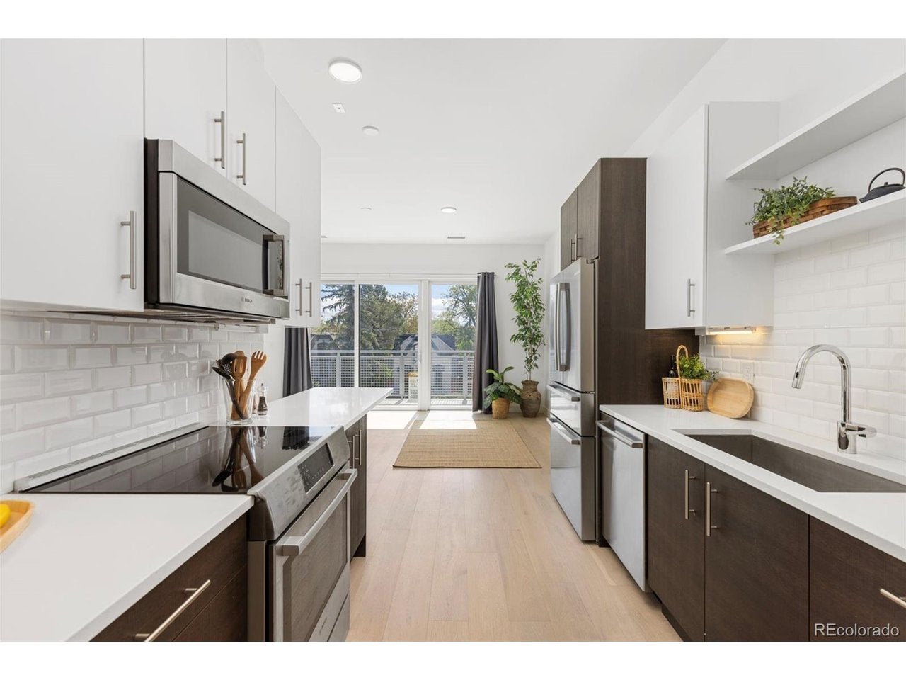 2525 Arapahoe St Rd306 — photo