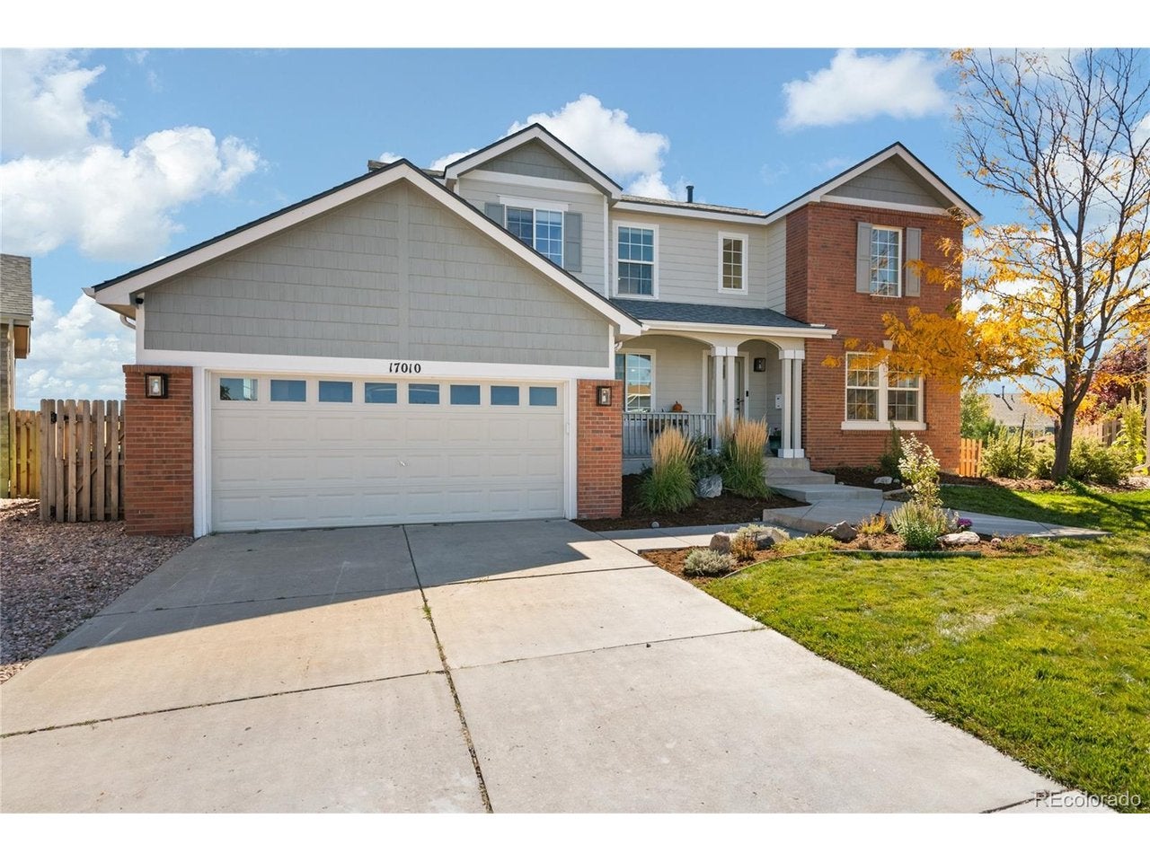 17010 Mountain Lake Dr — photo
