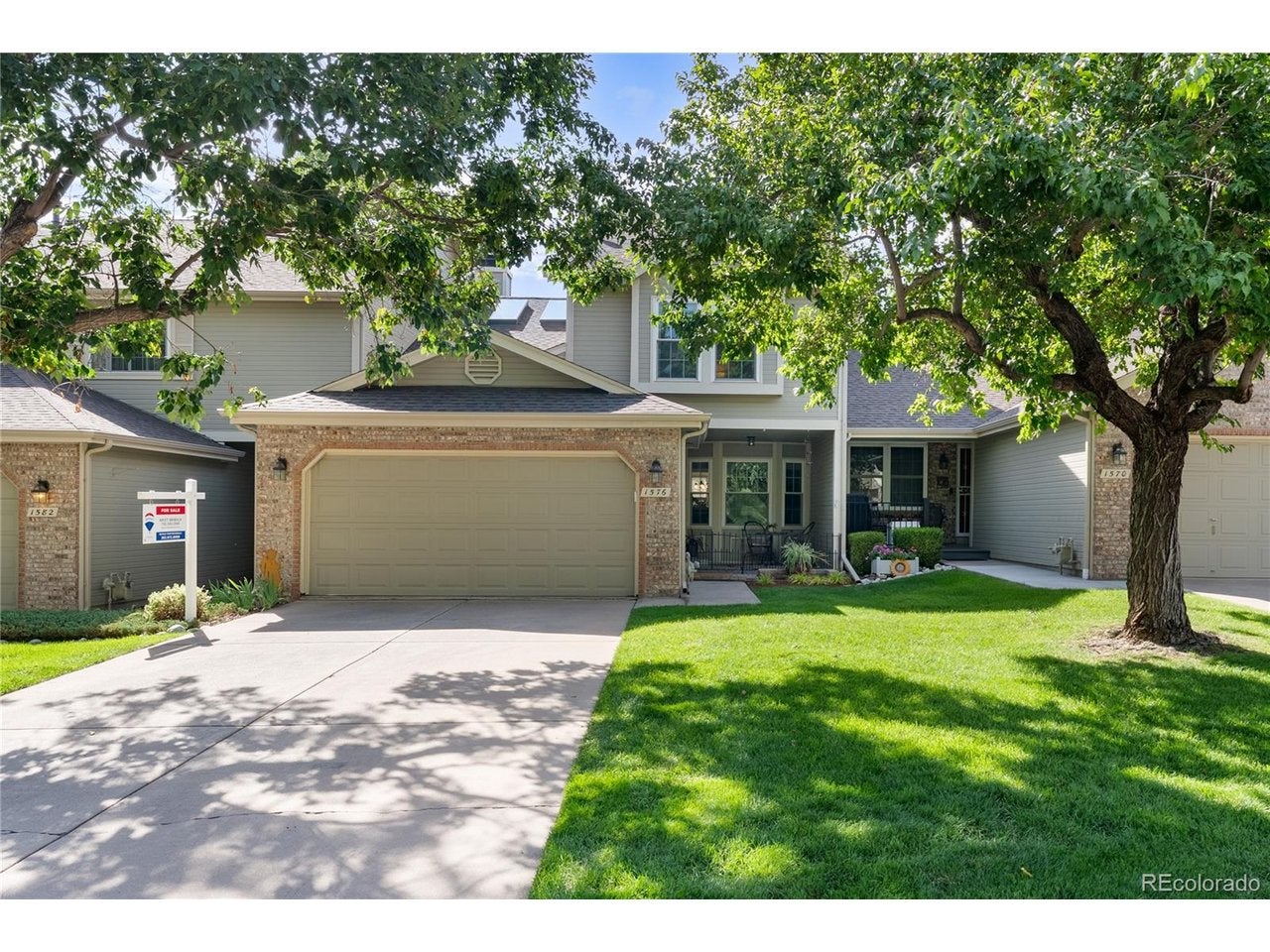 1576 E Nichols Cir — photo